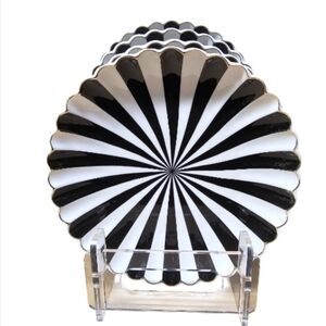 GRACE TEAWARE BLACK AND WHITE PINWHEEL SET OF 4 SALAD PLATES SCALLOPED EDGE.